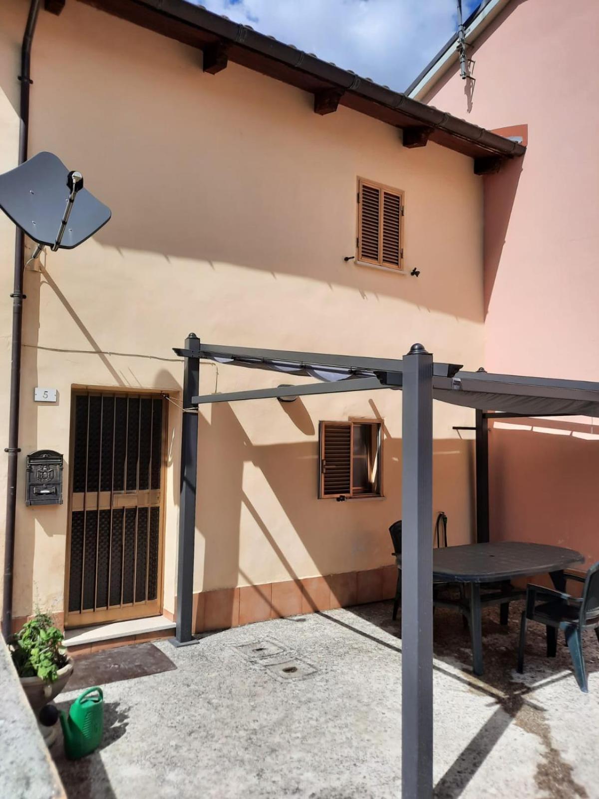 Ferienhaus In Frontone Exterior foto